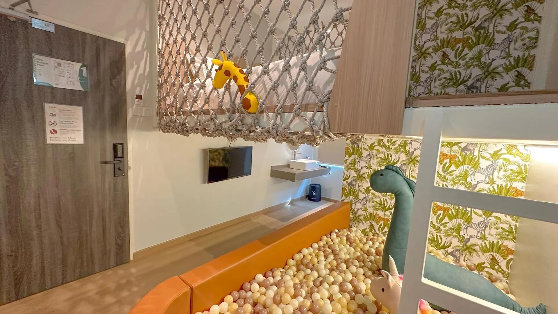 La Vie Hotel Juru Simpang Ampat  3*, Simpang Ampat (Penang) Малайзия